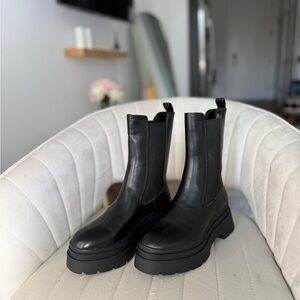 Bershka shoes Chelsea